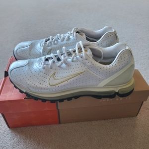 Nike Air Max 2003 so 9.5